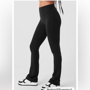 Airbrush High-Waist Bootcut Legging